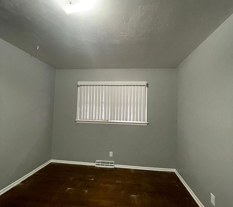 1st image of 4964 Harrison Ave #2CD657133