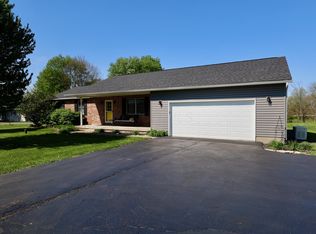 3141 Stringtown Rd NW, Lancaster, OH 43130