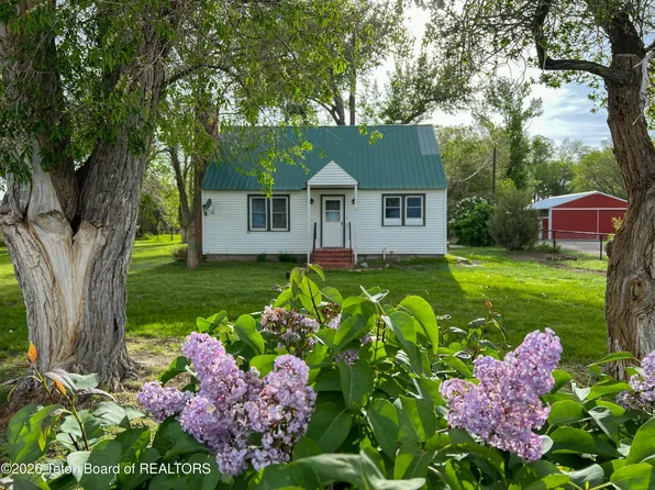 567 State Highway 133, Pavillion, WY 82523