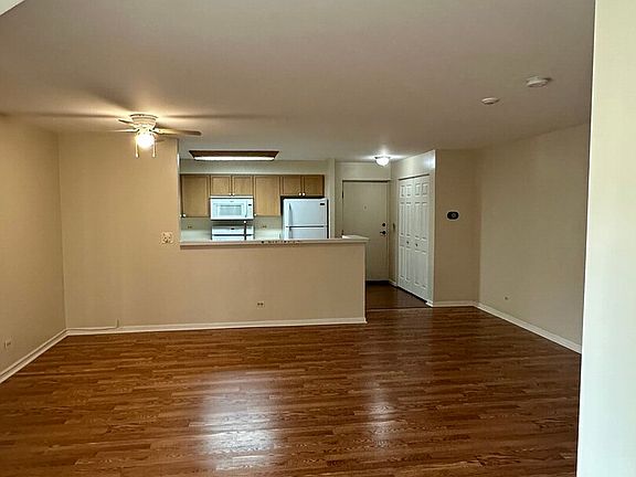 4th image of 794 N Gary Ave Unit 104