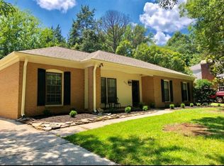 6620 Woodmont Pl, Charlotte, NC 28211