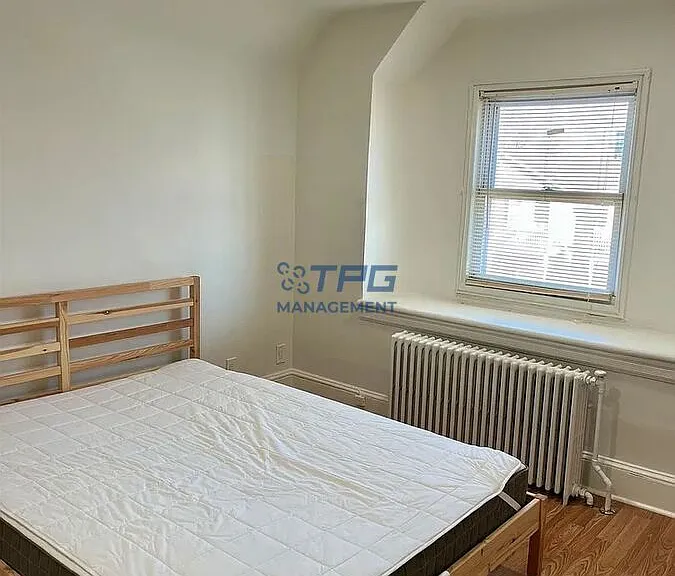 14 E 42nd St #3 — Photo 8