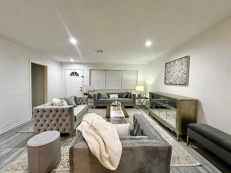 5346 Windswept Ln — Photo 4