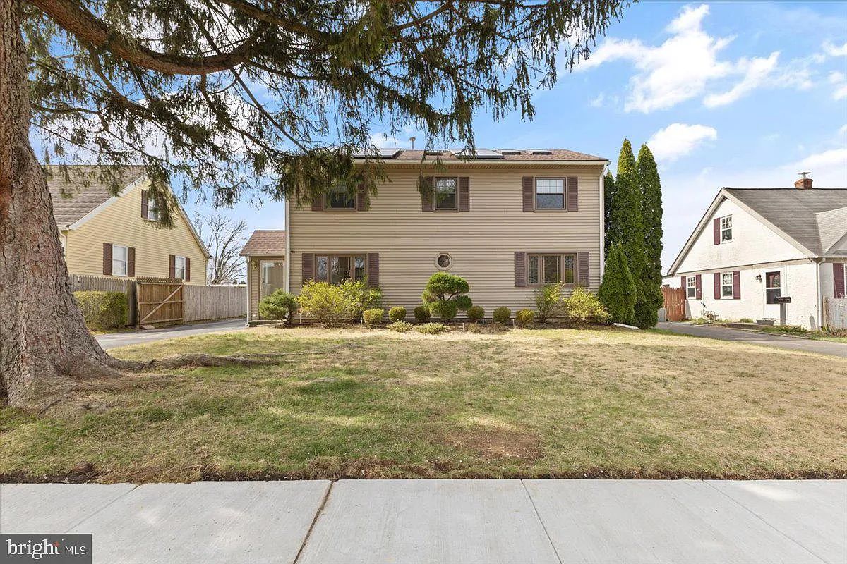 230 Candy Ln photo 1