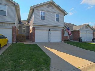 4358 Arrow Tree Dr, Saint Louis, MO 63128