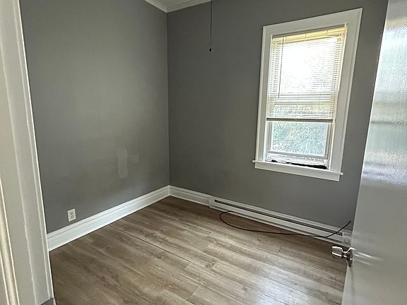 3rd image of 4500 S Wells St