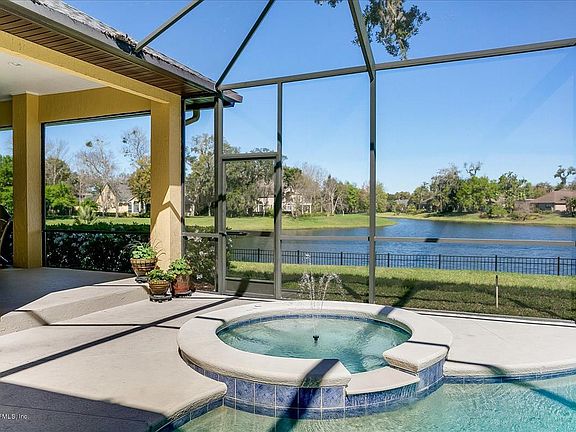 3rd image of 13761 SAXON LAKE Drive