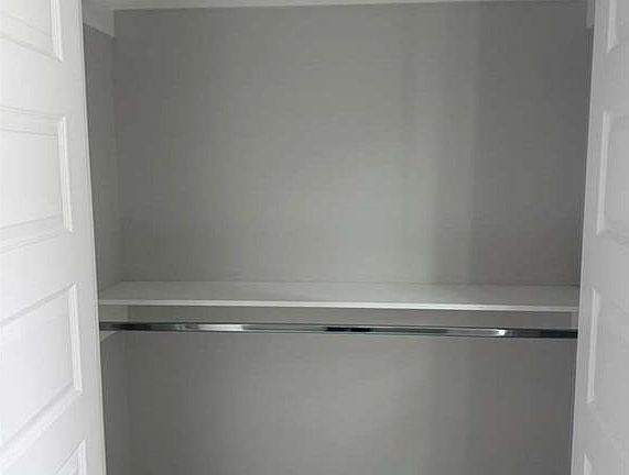 3rd image of 5808 Northwestern Ave #3