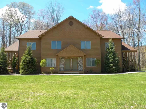 2100 W Schuss Mountain Rd #12, Bellaire, MI 49615