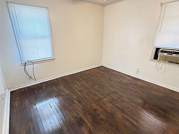 4th image of 920 N 2nd St