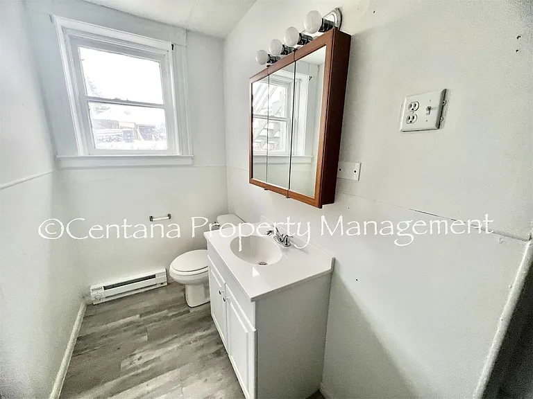 816 Caledonia — Photo 12