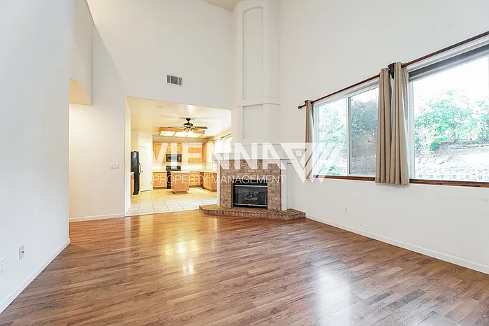 4521 Pheasant Ln — Photo 5