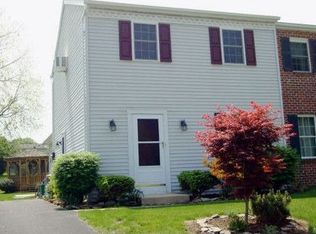 718 Bernhard Ave, Mount Joy, PA 17552