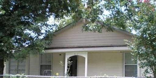 1st image of 413 AGNES ST