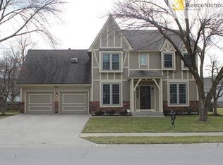 2241 NW Summerfield Dr, Lees Summit, MO 64081