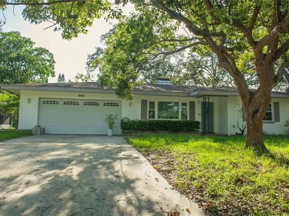 904 Brookside Dr, Clearwater, FL 33764