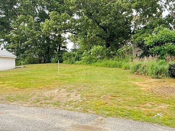32 W Mountain St, Worcester, MA 01606