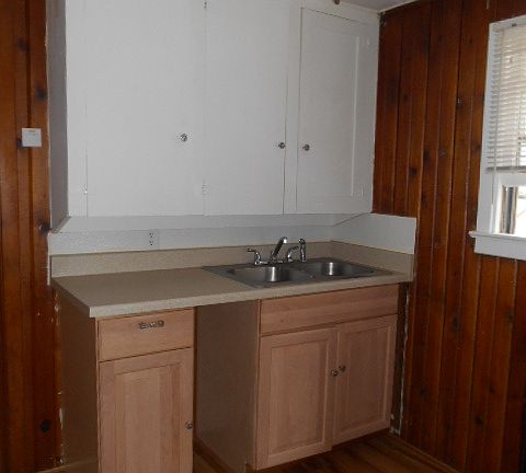 4th image of 125 S Jefferson Ave #8