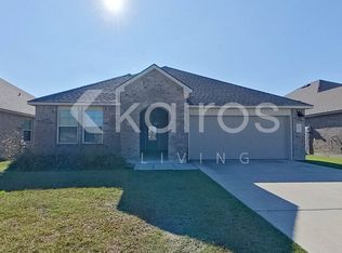 406 Mango Dr, Lafayette, LA 70507