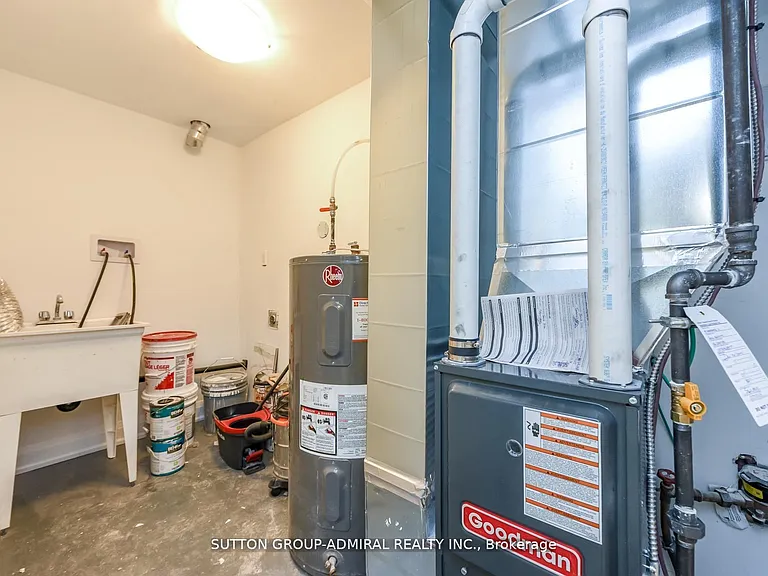 4 Hardcastle Ct — Photo 37