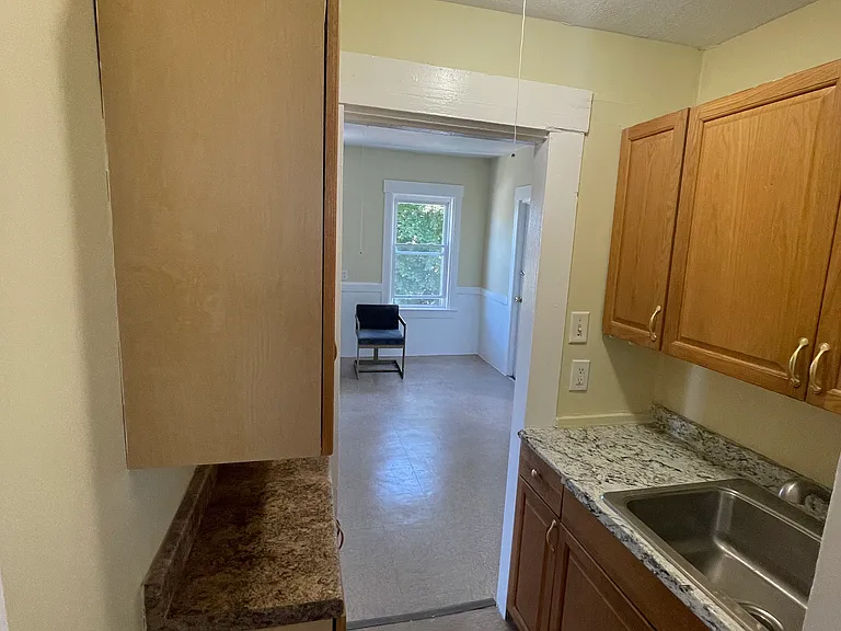 8 Wilson St #3 — Photo 9