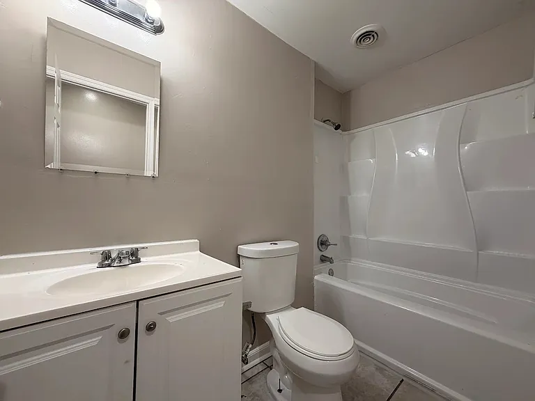 3579 Tulip Dr — Photo 8