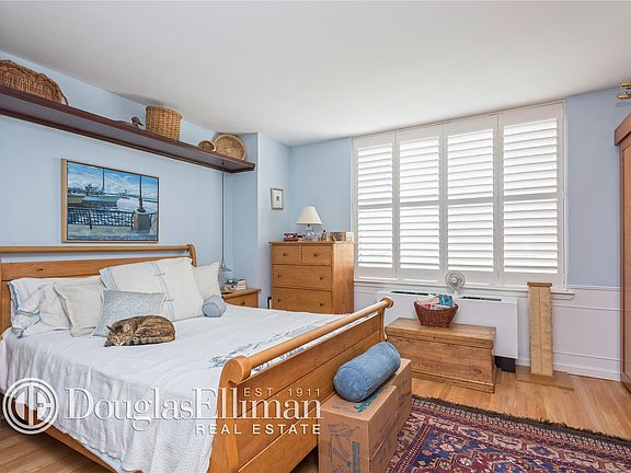 4th image of 21 S End Ave APT 531