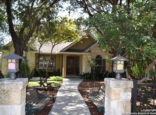 10118 Circle B Trl, Helotes, TX 78023