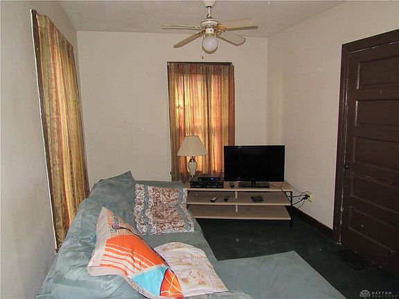3rd image of 231 Livingston Ave