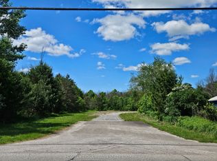 42 Elgin St N, Athens, ON K0E 1B0