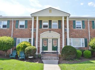 87 Roseland Ave APT 96, Caldwell, NJ 07006