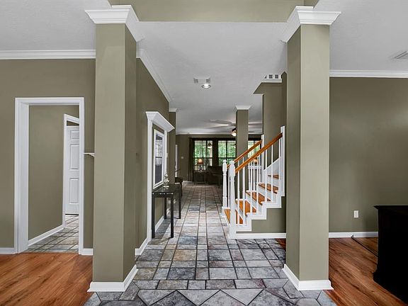 FOYER VIEW INTO HOME