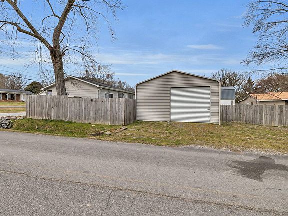 5th image of 195 Oakland Trl SE