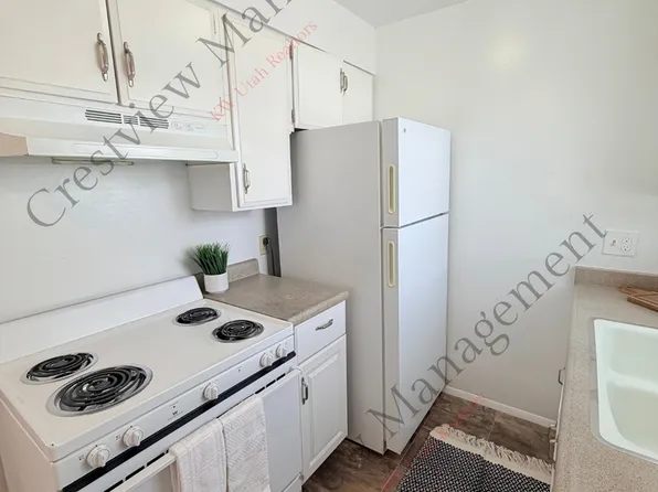 549 E Stringham Ave #B, Salt Lake City, UT 84106