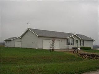 2nd image of 4205 Iowa Dr