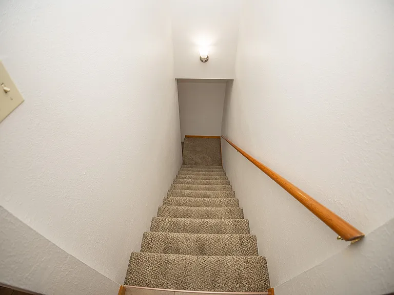 305 Tanner Bridge Ct #B — Photo 18