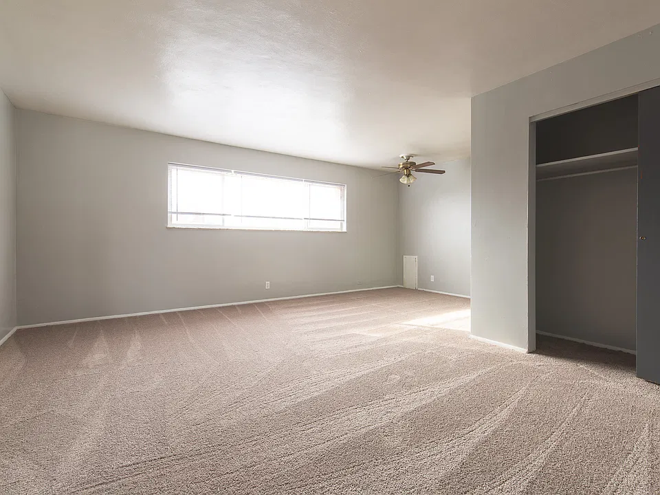 5DM30064-HDR_04212022