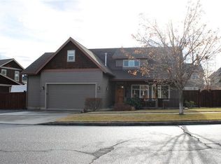 20627 Sierra Dr, Bend, OR 97701