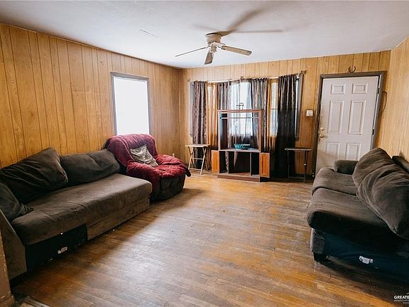 5th image of 1013 W Citrus Ave