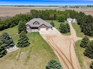 47152 276th St, Harrisburg, SD 57032