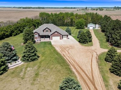 47152 276th St, Harrisburg, SD, 57032