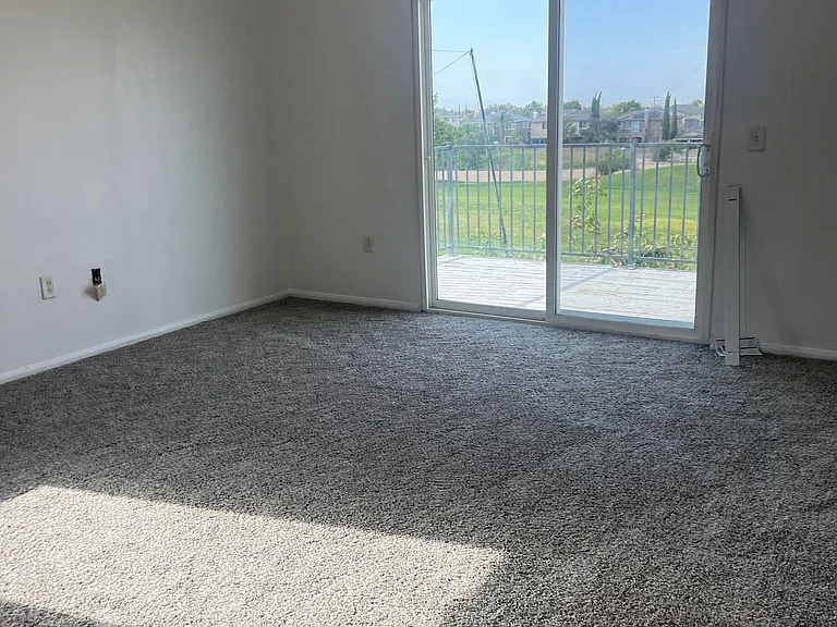 4301 Bethpage Dr — Photo 18