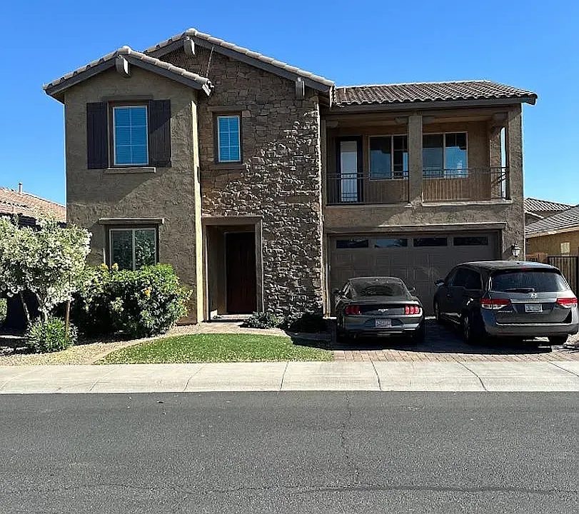 Building Photo - 229 E Horseshoe Dr