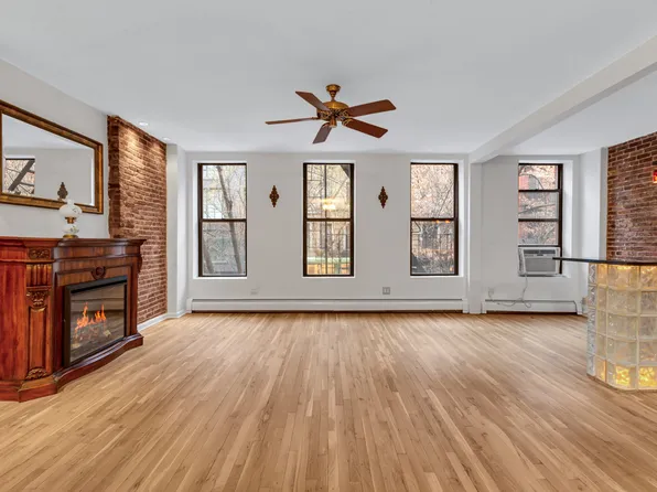 533 East 13th Street image 1 of 17