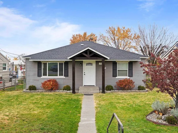 1922 Highland Dr, Prosser, WA 99350