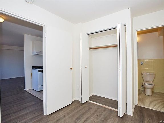 3rd image of 25 Lake St #7