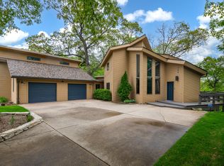 732 S Raven Rd, Shorewood, IL 60404