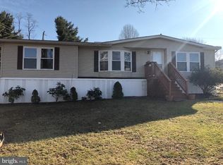 1 Ploskina Dr, Glenmoore, PA 19343