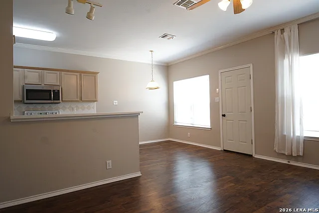 7203 Snowden Crst — Photo 11