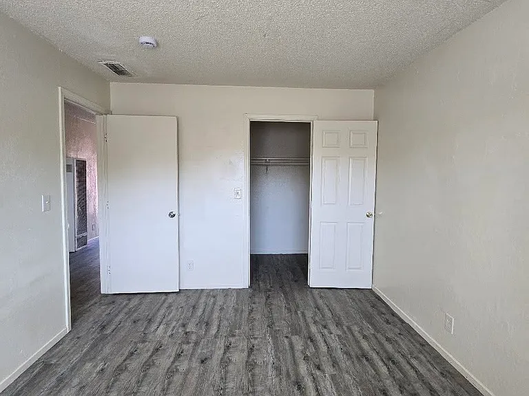 4240 E Clay Ave #1 — Photo 9
